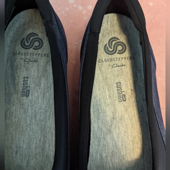 Clarks Cloudsteppers slip ons, navy, size 8 - Picture 5 of 7